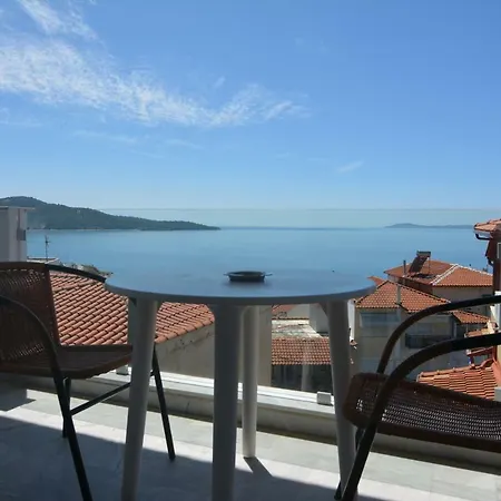 Valachis Apartament Neos Marmaras