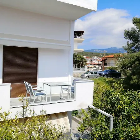 Valachis * Neos Marmaras