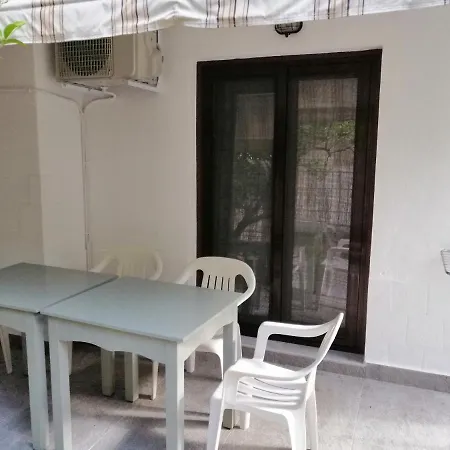 Apartment Valachis Neos Marmaras