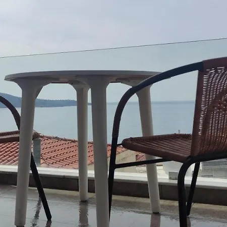 Valachis Apartamento