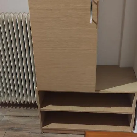 Valachis Apartment *