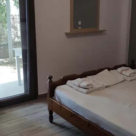 Valachis Apartment Neos Marmaras
