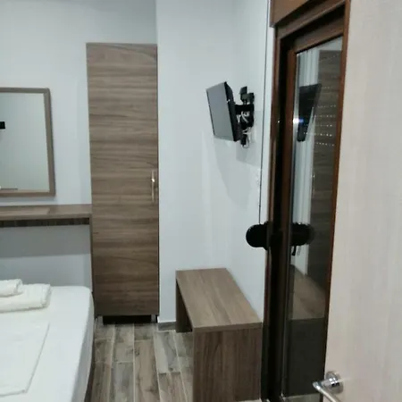 Apartament Valachis
