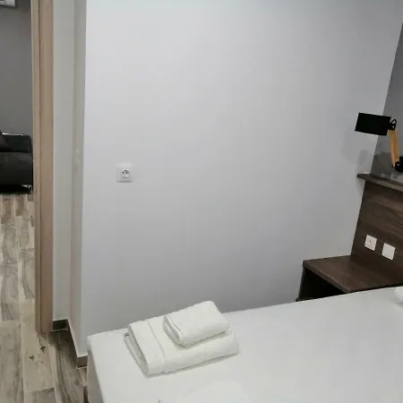 Valachis Apartment *