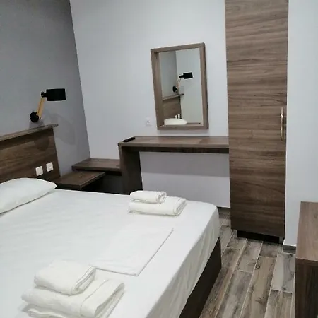 Valachis نيوس مارماراس