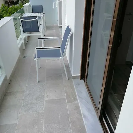 Valachis * نيوس مارماراس