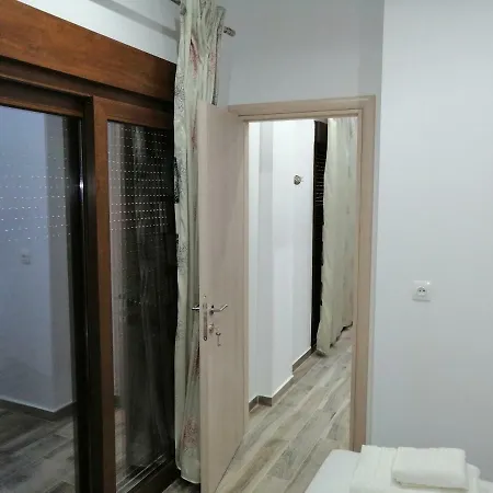 Valachis * نيوس مارماراس