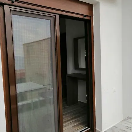 アパート Valachis