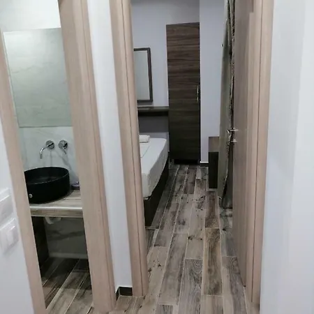 Valachis ネオス・マルマラス